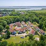 Ferienhaus Freesenbruch Doppelhaushälfte 12a - Steuerrad *